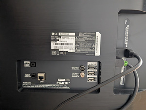 55" LG OLED телевизор (2 фото из 3)