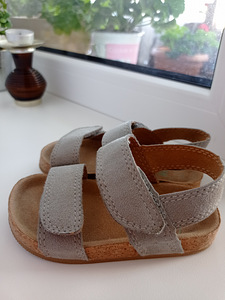 Laste jalatsid lk 20(12 sisetallal) (7 foto / 10)