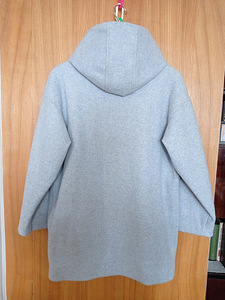 Poolhooaja Reserved mantel suurus 36 (S) 158 (5 foto / 7)