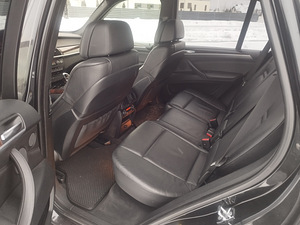 BMW X5 210 kw 2008 (5 foto / 8)
