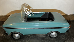 Nõukogudeegne pedaalauto “MOSKVITCH" (4 foto / 9)