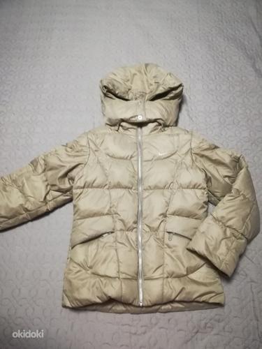 Зимняя куртка nike размер 128-140 (фото #1)