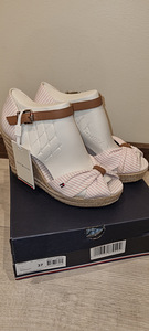 Tommy Hilfiger kingad, suurusele 36 (3 foto / 7)