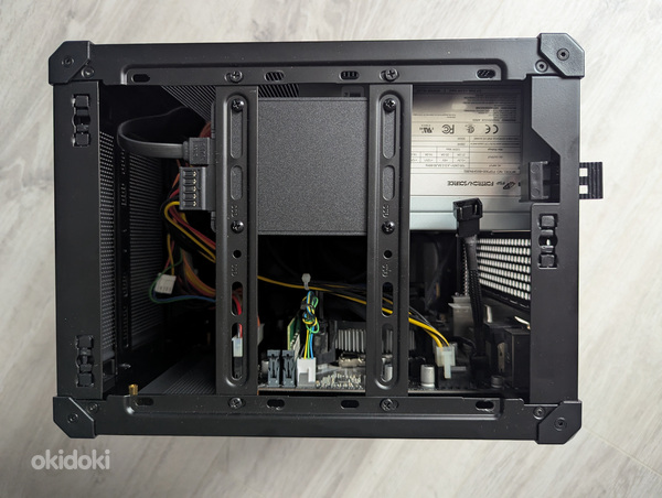 Stiilne kompaktne arvuti | Win 10 Pro (Taastatud)