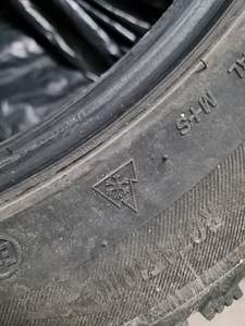 Bridgestone 205/55/r16 naastrehvid (3 foto / 9)