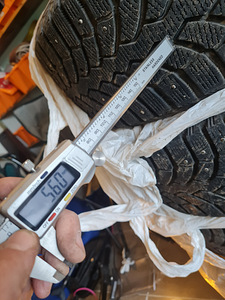 Bridgestone 205/55/r16 (6 foto / 8)