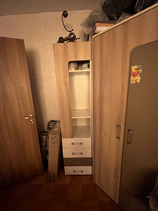 Книжный шкаф (3 фото из 3)