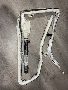 Turvapadi Volkswagen cc (2 foto / 5)