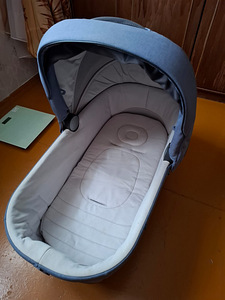 Inglesina Aptica 2-in-1 lapsevanker (5 foto / 6)