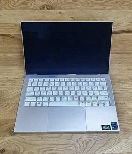 Razer 13 Gaming Laptop (2021) (1 foto / 6)