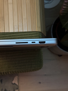 MacBook Pro 16" M1 16/512 Space Grey EN/RU (5 foto / 9)
