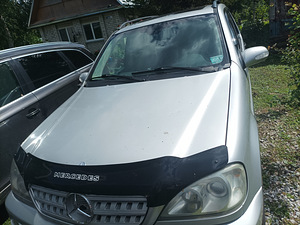 Mercedes-Benz ML 270 (2 foto / 4)