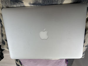 Apple macbook air 2017 nagu uus (4 foto / 6)