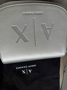 Новая сумка Armani Exchange. Сумка через плечо среднего размера. С (4 фото из 6)
