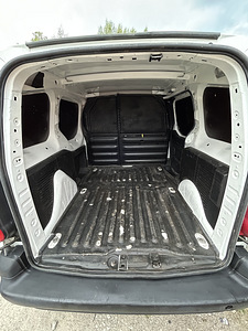 Peugeot partner 1.6 (72kw) 2013a (4 foto / 5)