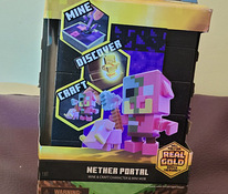 Treasure X Minecraft Nether Portal with Mine & Craft Charact