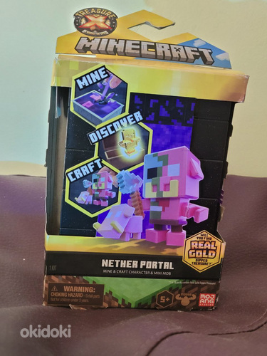 Treasure X Minecraft Nether Portal with Mine & Craft Charact (фото #1)