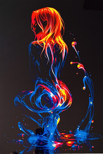 4K Metallmaal – Neon Woman (2 foto / 2)