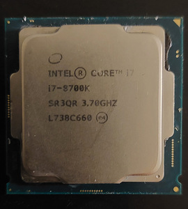 Intel 8700k (1 foto / 2)