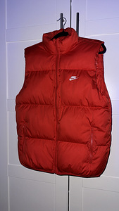 Жилет Nike (2 фото из 6)