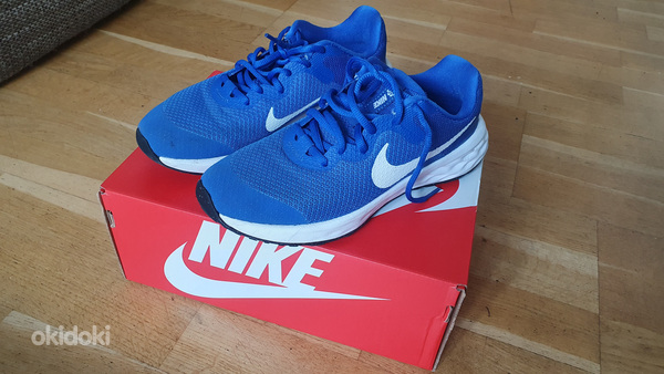 Синие кроссовки Nike (фото #3)