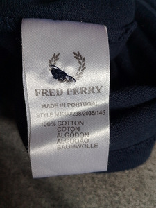 Polo Fred Perry (4 foto / 4)