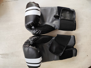 Lonsdale Training Poksikindad (4 foto / 6)