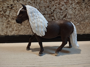 Лошади Schleich (1 фото из 6)