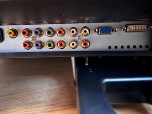 TV Hyundai Vvion (9 foto / 10)