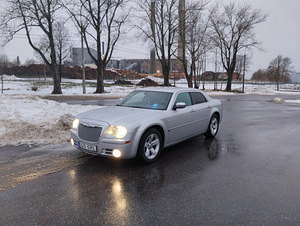 Продам chrysler 300c 2.7 b. 2005 (5 фото из 5)