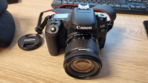 Canon EOS 77D (3 foto / 6)