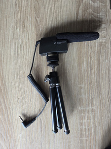 Mikrofon Sennheiser MKE 400 (2 foto / 2)