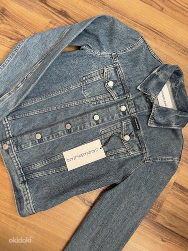 Новая джинсовая куртка Calvin Klein, размер S (фото #1)