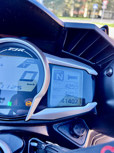 Yamaha FJR 1300 R4 107 hj (7 foto / 10)