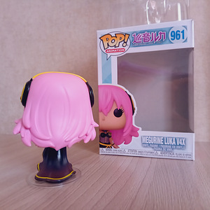 Funko POP! Megurine Luka - Vocaloid. Figuur. Originaal (5 foto / 9)