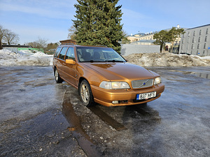 Volvo V70 2.5Tdi 103kw (1 foto / 7)