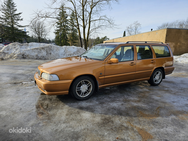 Volvo V70 2.5Tdi 103kw (фото #6)