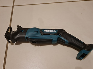 Makita JR105D (2 foto / 2)