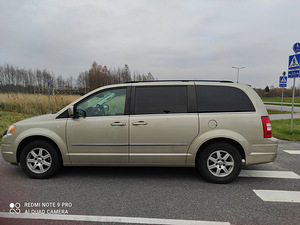 Chryler Grand Voyager V RT 2.8 crd (2 foto / 10)