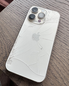 iPhone 14 Pro 128GB Gold (3 foto / 3)