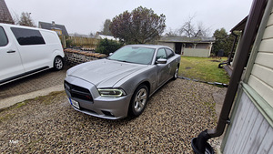 Dodge Charger R/T Plus (2 foto / 13)