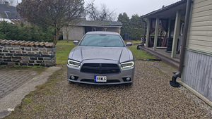 Dodge Charger R/T Plus (8 foto / 15)