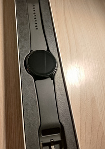 Nutikell Samsung Galaxy Watch 4 LTE 40mm (2 foto / 3)