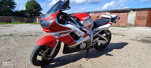 Yamaha YZF R6. 72kWt (3 foto / 4)