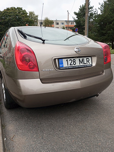 Nissan Primera 2.0 (6 foto / 15)