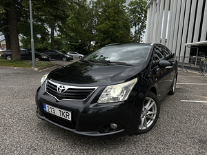 Toyota avensis (1 foto / 10)
