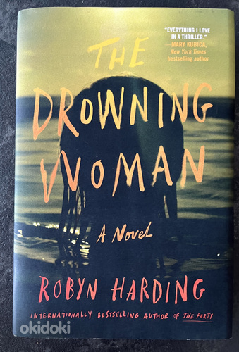 Книга The drowning woman - Robyn harding