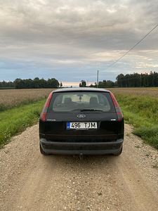 Ford Focus 1.6tdci 66kw 2006 (5 foto / 13)
