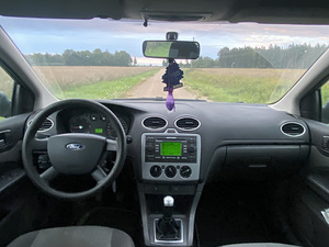 Ford Focus 1.6tdci 66kw 2006 (10 foto / 13)