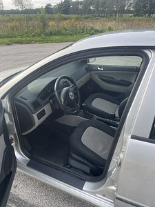 Škoda Fabia 2006 1.9 SDI 47 kw (6 foto / 12)
